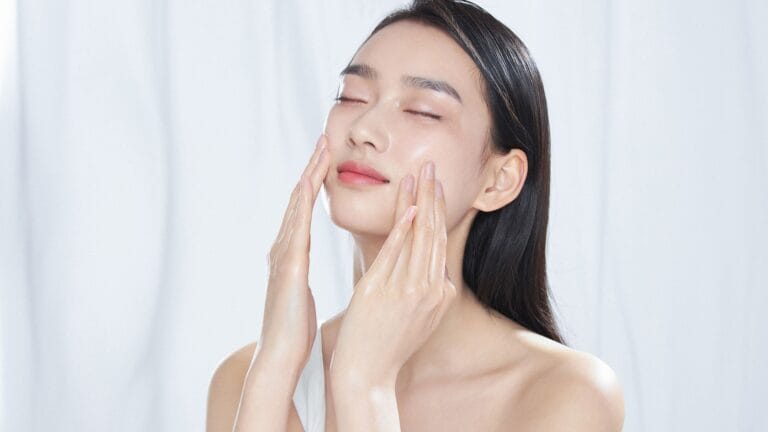 Three step glass skin routine infographic showing texture improvement, hydration boost, and tone evening for science-based skincare